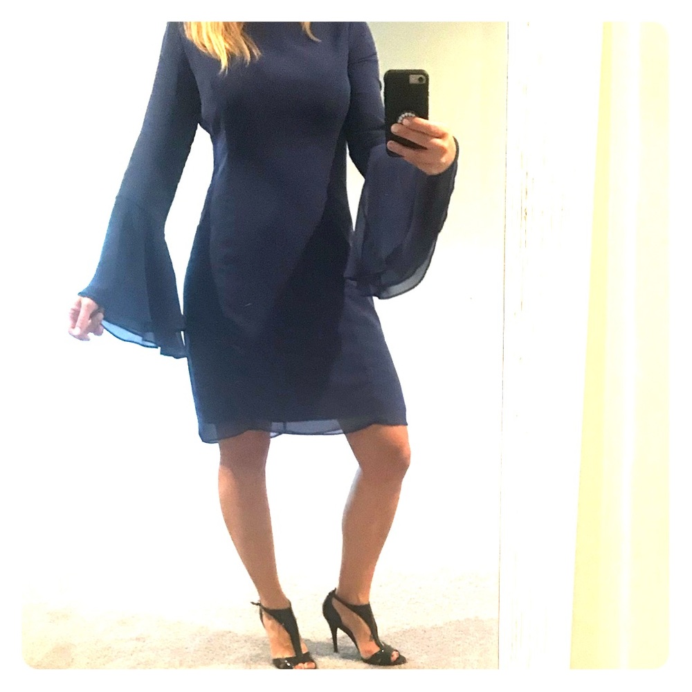 Perrywinkle bell sleeve dress